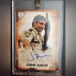 Walking dead autograph cards